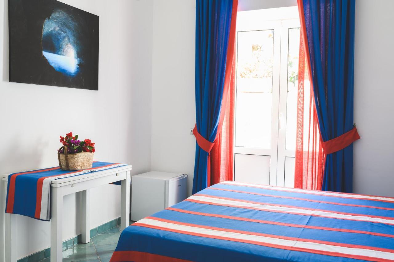 Bed and Breakfast Parco Augusto Capri Esterno foto