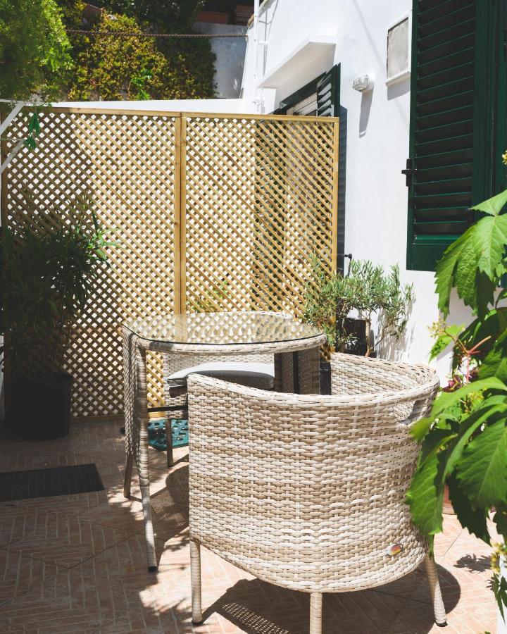 Bed and Breakfast Parco Augusto Capri Esterno foto
