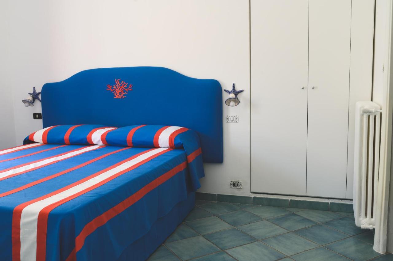 Bed and Breakfast Parco Augusto Capri Esterno foto